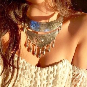 Silver thai collar necklace